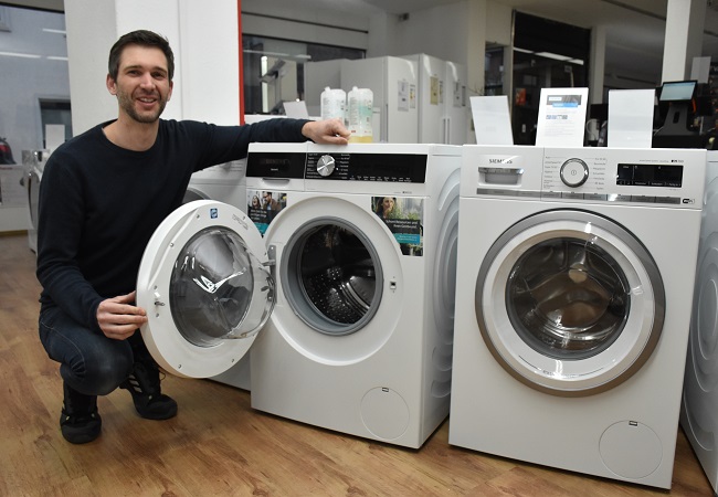 Siemens Extraklasse Waschmaschine bei Hausgeräte Bahlmann kaufen und Gutschein von Jochen Schweizer erhalten