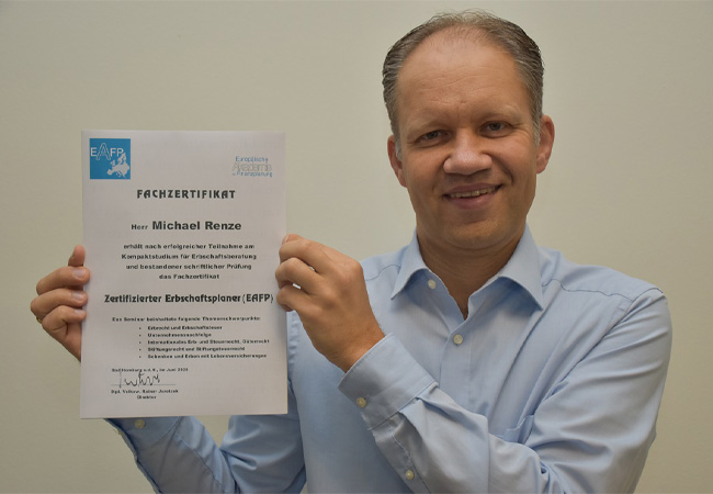 Wichtige Dinge klären: Michael Renze von ABATUS Vermögensmanagement ist Zertifizierter Erbschaftsplaner