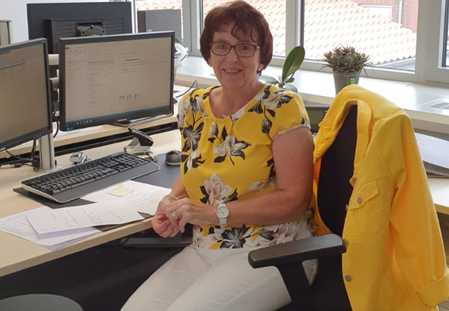 25 Jahre Betriebszugehörigkeit: Bode & Partner gratuliert und dankt  langjähriger Mitarbeiterin Anny Trenkamp
