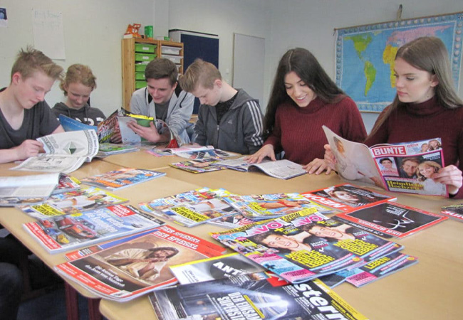Es „zischt“ im Unterricht / Oberschule Dinklage beim Projekt „Zeitschriften in die Schulen“ dabei